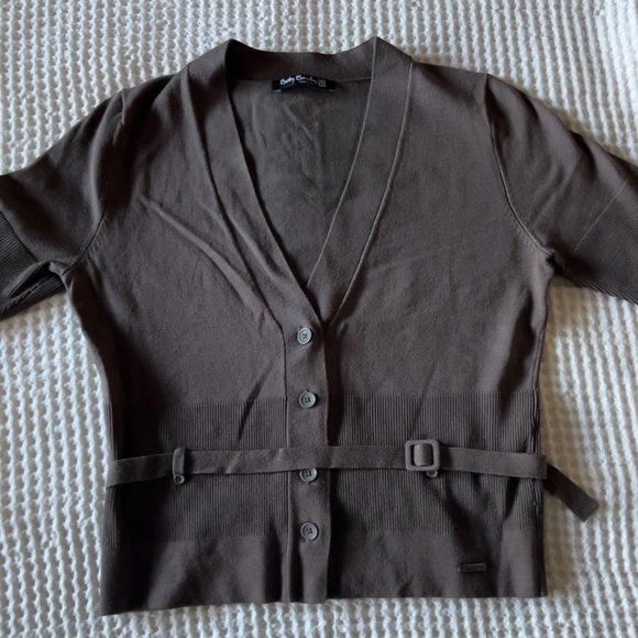 Brown Betty Barclay button top *Size* 6 - Picture 1 of 5